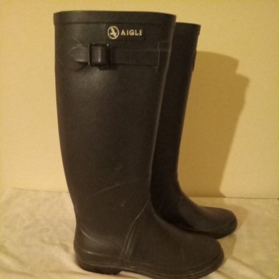 AIGLE WOMENS BLACK RUBBER BOOTS MADE IN FRANCE TALL SIZE 7 ROUND TOE NICE