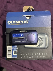 Olympus MJU Digital 800 Compact Camera With All Accessories Very Good Condition
