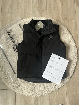 Canada Goose MacMillan Doudoune sans manches / Gilet   Noir écusson Noir (L)