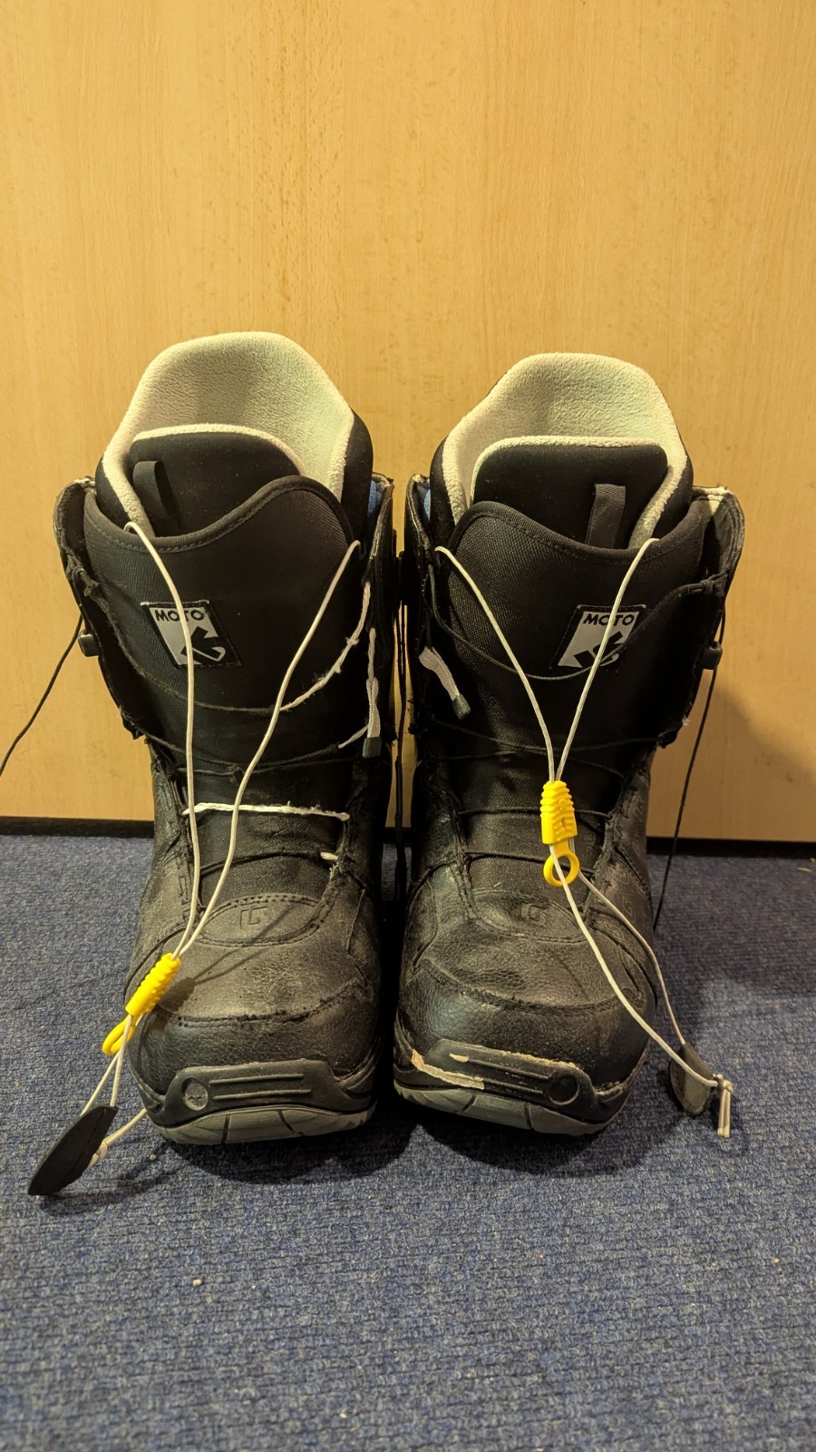 Burton Moto Herren Snowboards Boots Größe 43.5