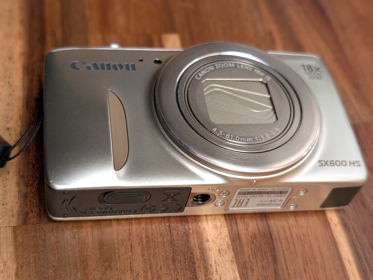 Canon PowerShot SX600 HS 16.0MP Digital Camera - White for sale