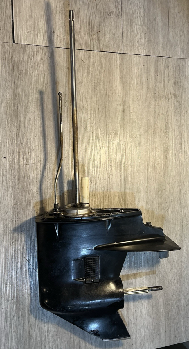 Mercury 9.9-15 hp 4-stroke outboard lower unit big foot 20