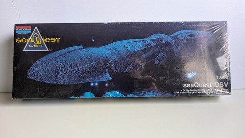 SeaQuest DSV Submarine - Monogram 1:600 Model Kit Sealed NEW