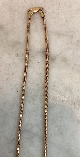 Vintage 14K Gold Herringbone Snake Chain Necklace 17.25” Long Italy 5.18 Grams - Picture 5 of 22