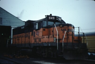 Milwaukee Road EMD GP9 Kodachrome original Kodak Slide | eBay