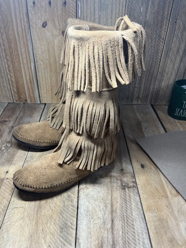 Minnetonka Tan Suede Triple Fringe Boot 1637 Calf High Women's Size 7 M - Picture 3 of 9