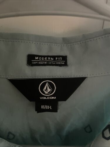 Volcom Stone Modern Fit Short Sleeve Button Down Collared Shirt Size Large - Picture 2 of 4
