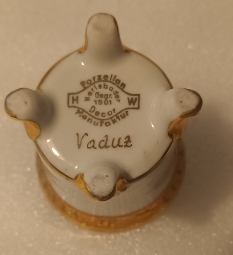 VINTAGE MINT “S.T. BAVARIA” GOLD WHITE w/ ROMAN DEMITASSE CUP - Picture 7 of 11