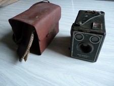 retro-collection-ancien appareil photo SIX-20 BROWNIE C - KODAK + étui cuir