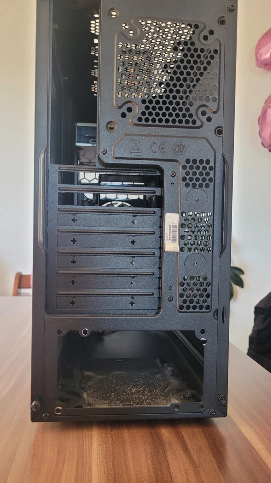 Cooler Master N300 ATX Computergehäuse Schwarz - Bild 3 von 4