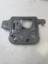 01 CHRYSLER PT CRUISER REAR HATCH ACTUATOR