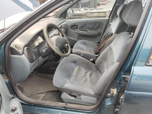 Cappuccio per RENAULT MEGANE I BERL./ BERL. CON PORTÓN (BA0) 1.6e Europ 1791237 - Foto 8 di 10