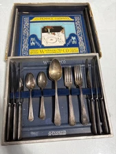 Silver Plated Silverware Set Wm Rogers Mfg Co- JC PENNY 25TH ANNIVERSARY - 26pcs