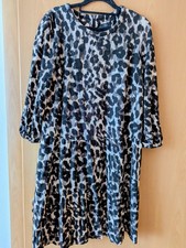 Marc Cain Kleid Größe N4/ 40, Neu 
