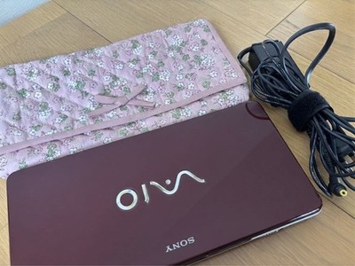 Ultra Portable SONY VAIO P VGN-P50/R Atom Z520  HDD 80GB 1GB 8'' UWXGA Win XP