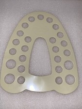 Creative Circle Palette FLOSS/YARN Thread ORGANIZER Holder Palette Holds 25