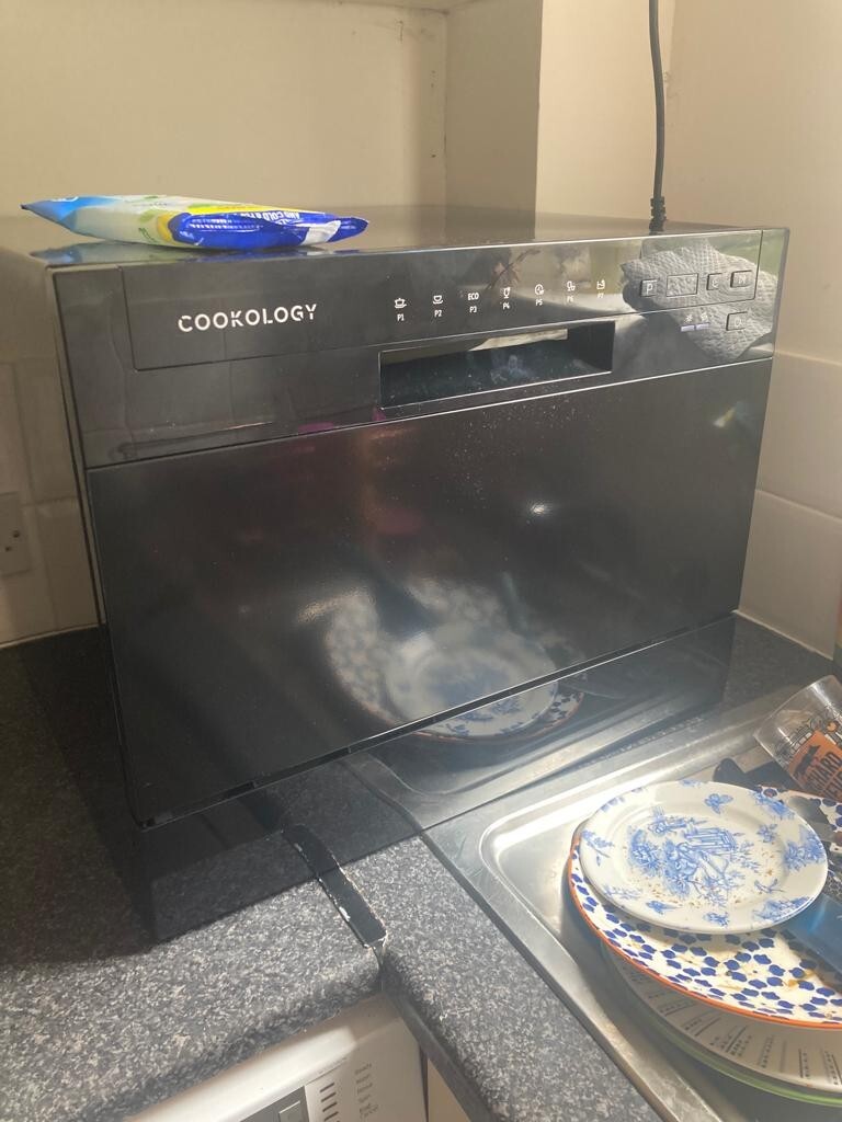Cookology CTTD6BK Mini Counter Top Dishwasher 6 pc Black (Brand New