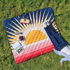 WEATHERPROOF VINTAGE OUTDOOR PICNIC BLANKET SIZE 60''X 72'' NEW