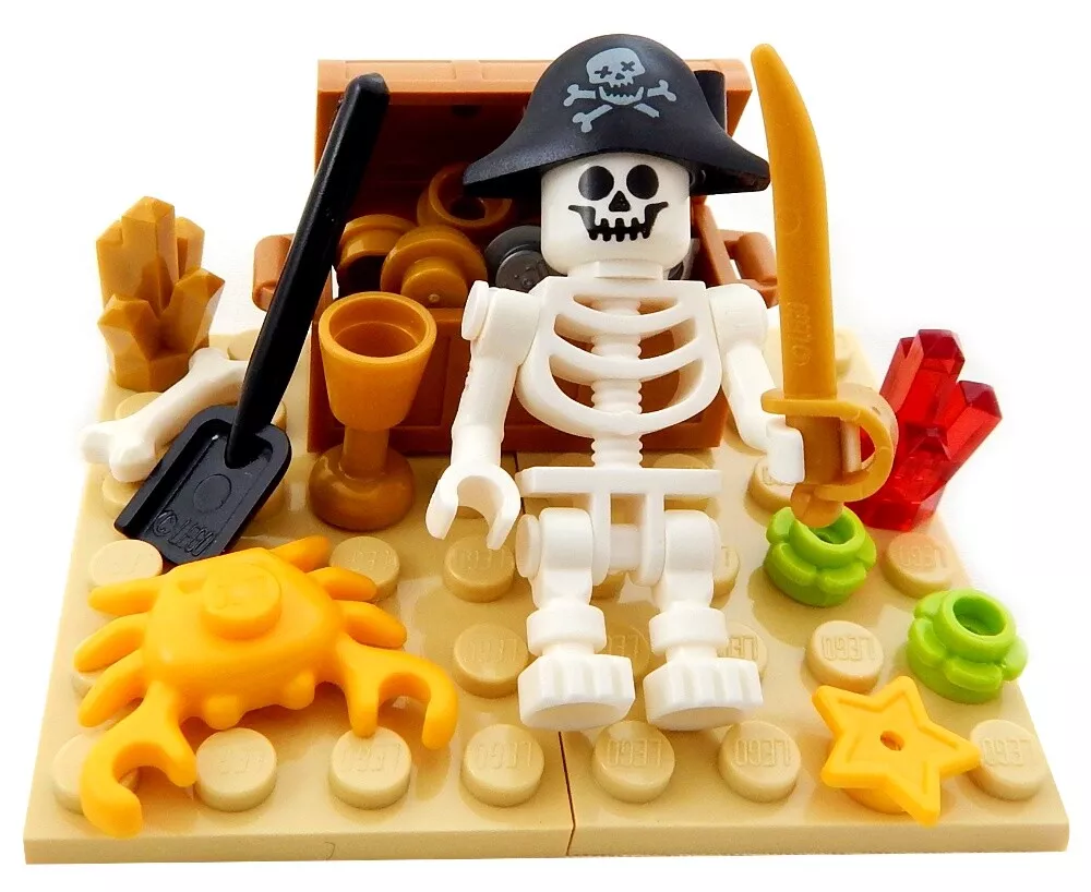 NEW LEGO SHIPWRECKED PIRATE CAPTAIN SKELETON w TREASURE minifig