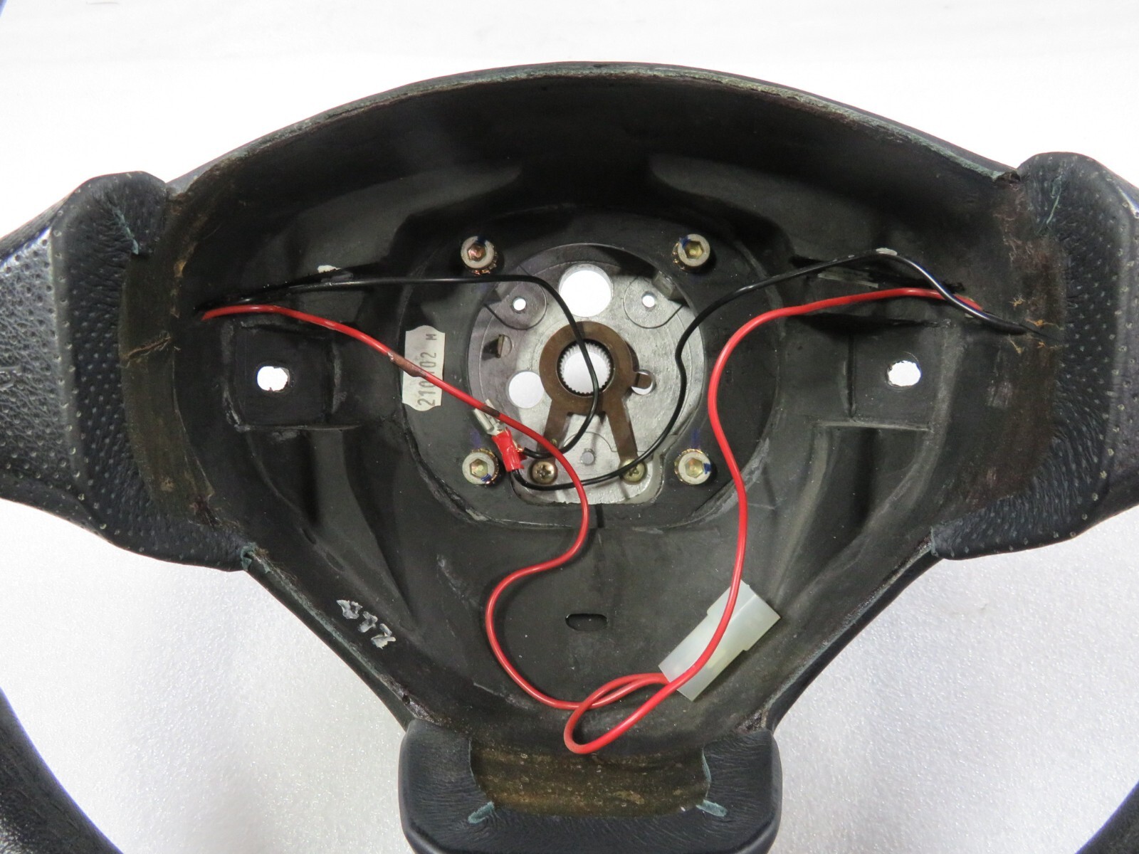 Maserati M128 Coupe, Spyder, Steering Wheel, Worn Leather, Black, P/N 210048