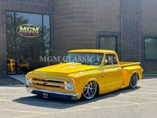 1969 Chevrolet C/K 10 Series BIG BLOCK 454 ON AIRRIDE CUSTOM PAINT
