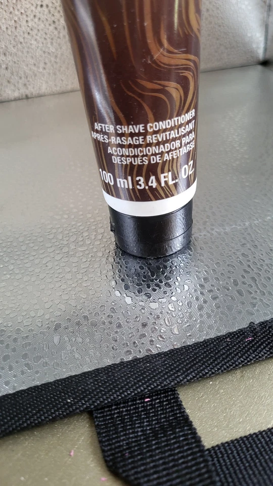 Acondicionador para después del afeitado Musk Wood 3,4 OZ 2013 2E Foto 2 de 4