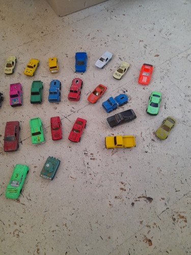 Konvolut alte Autos Majorette und mehr Ersatzteile Trucks Zubehör Viele Teile - Bild 2 von 13