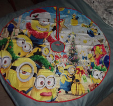 Despicable Me Minions Christmas Tree Skirt 48 Inches New in Package