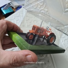 Allis Chalmers WC 1945 Orange HACHETTE UNIVERSAL HOBBIES 1/43 DIECAST TRACTOR