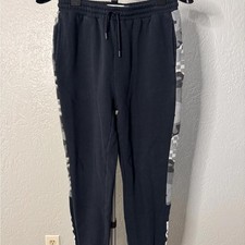 Levi's Boy's Black Jogger Pants with Camo Side Panels Size X Large