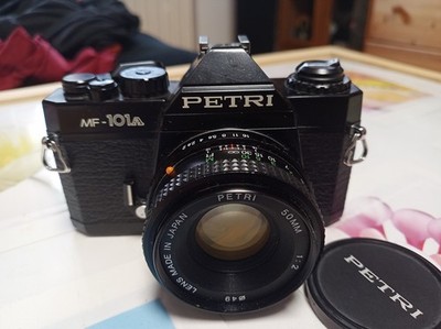 Petri MF-101A Mit 1:2 50mm