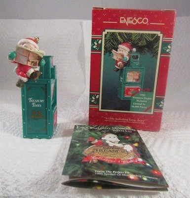 1995 ENESCO ''A LITTLE SOMETHING EXTRA...EXTRA'' CHRISTMAS ORNAMENT