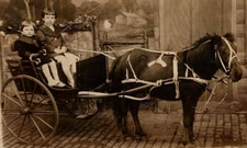 c1904-18 Postcard Horse & Buggy Carriage Rppc Two Children Pose Transportation
