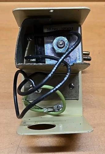 Barber Colman AL110-0-0-1 Fluid-Air Solenoid Air Valve 120VAC 50/60 bmc 18 - Picture 4 of 4