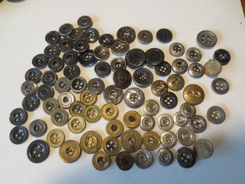 Lot of Antique metal buttons - Steel - Brass - 83 buttons