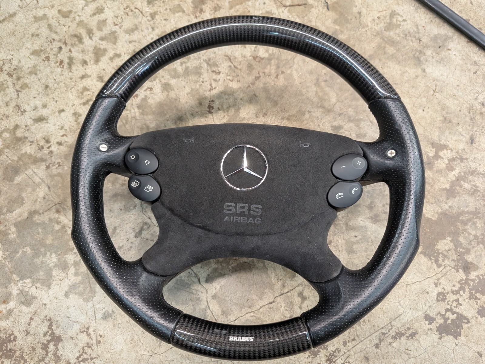 BRABUS MERCEDES SL55 AMG R230 STEERING WHEEL CARBON FIBER
