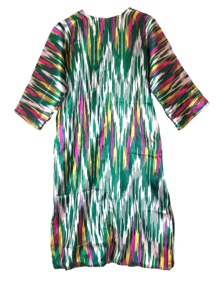 TRADITIONAL CENTRAL ASIAN UZBEK IKAT DESIGN KHAN ATLAS CHAPPAN (ROBE) - M/L - Image 2 of 4