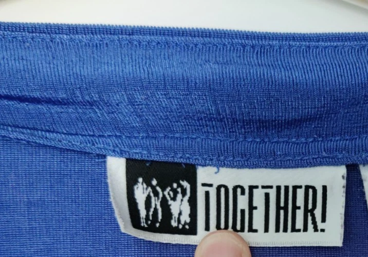 Sehr schöne Damen Sweatjacke in toller Aufmachung " Together " Gr. XL -XXL - Bild 3 von 4