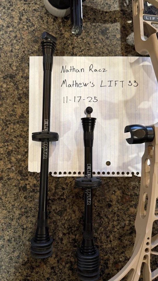 Arco compuesto color tierra para diestros Mathews Lift 33. Foto 2 de 4