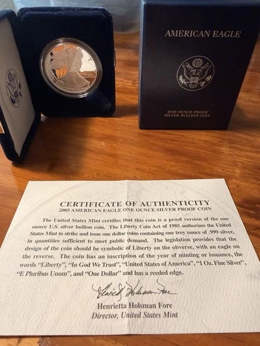 2005 W American Eagle One Ounce Silver Uncirculated Coin w/ Original Box & COA