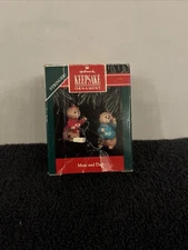 Vtg Hallmark Mom & Dad Chipmunk Stringer Christmas Ornament 1992 Box Has Wear