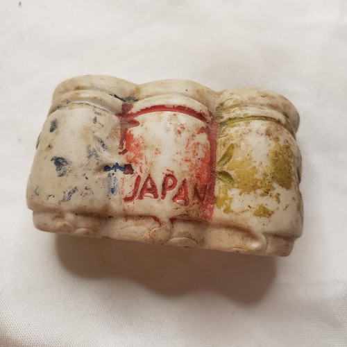 Estatuilla miniatura de cerámica bisque cerdos sabios malvados See Hear Speak No JAPÓN de colección - Imagen 3 de 7