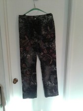 Prev. Owned St John Sport multi colored dark gray cordoroy woman's pants Size 10