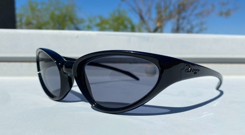 Dragon "Lure" Sunglasses USA Made-All Black Wrap Frames Excellent Condition - Picture 2 of 11