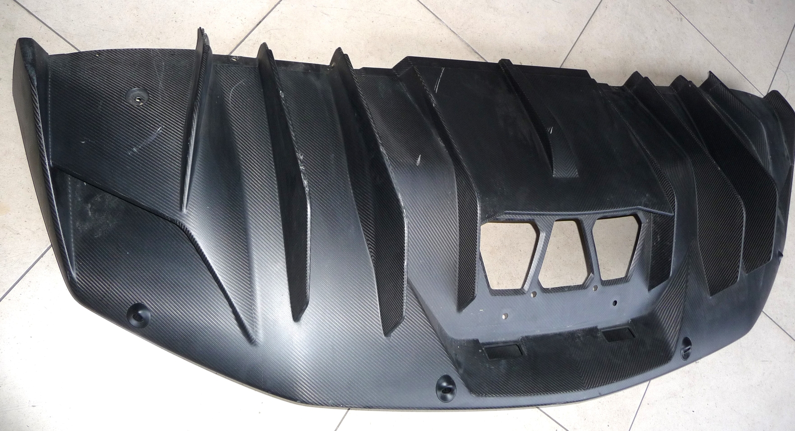 2019-2021 Lamborghini Aventador LP770 SVJ Rear Diffuser Funnel 470807107B OEM