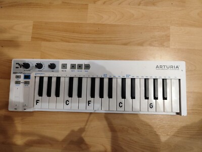 Arturia Keystep MIDI Keyboard 32 Tasten