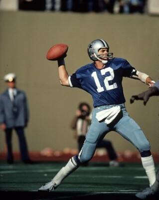 Roger Staubach imagem de stock editorial. Imagem de esportes - 74891714