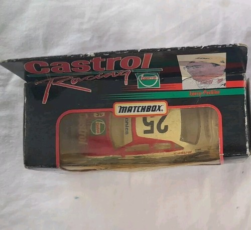 Castrol Racing Holden Matchbox Larry Perkins Vintage Holden Commodore VR - Picture 4 of 4