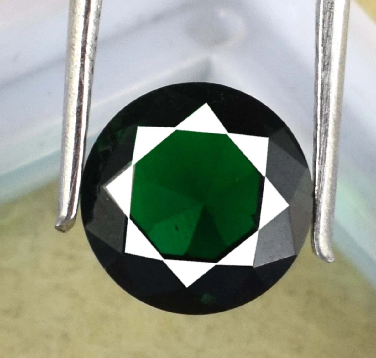 Natural Round African Green Garnet 2 Ct Gemstone Certified B41526