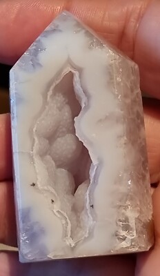 Natürliche Druzy Achat Höhle Amethyst Zucker Kristall Turm mit Regenbogen blinkend 84g